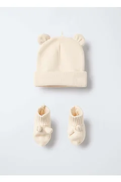Kojencký set, čepice + botičky